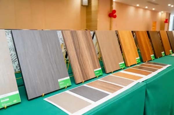 消费者信赖：为何板材排名前十的品牌能成为家装市场的绝对主流？