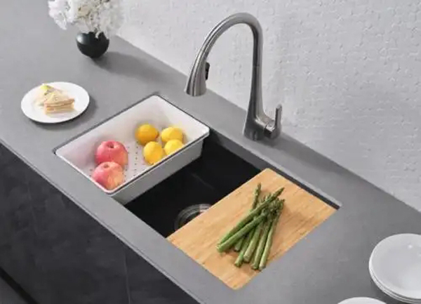 科勒卫浴 NEOROC新炫石厨盆：以材质革新，定义品质厨房新高度