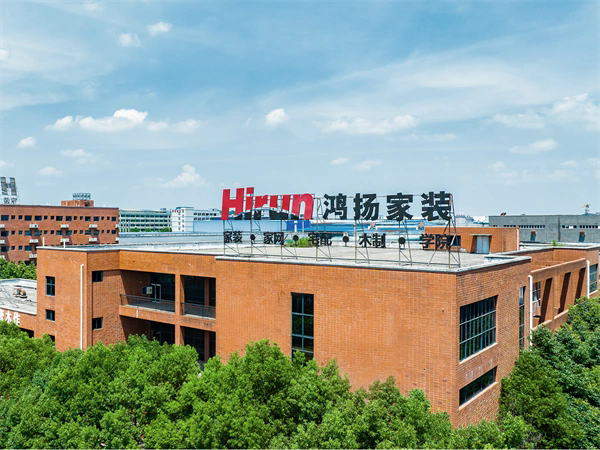 不为设计图的“照骗”买单，鸿扬家装自有工厂守住家的品质底线