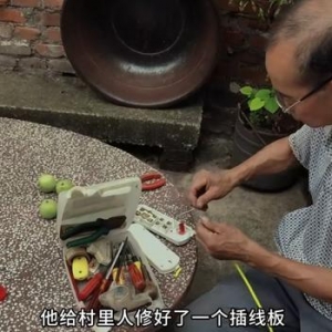 “二舅”走红后，全家哭了一场