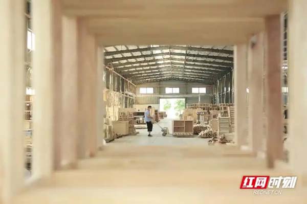 桂阳家居出海“中东市场”“定制+配套”家居成海外市场新热门