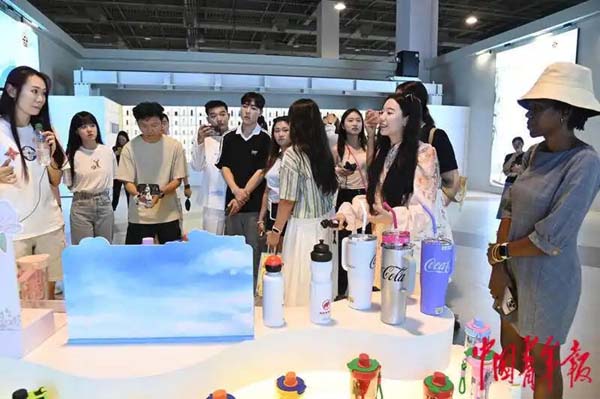 青年双语主播探馆：永康五金产品这样走向世界