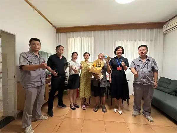 匠心暖桑榆：名匠家装为“湖南好人”筑就安全舒适家